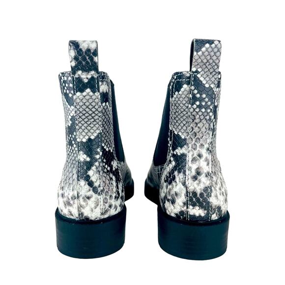 Treasure & Bond Gabriela Women Chelsea Boot Sz 5.5 Faux Leather Snake Print New - Picture 5 of 16